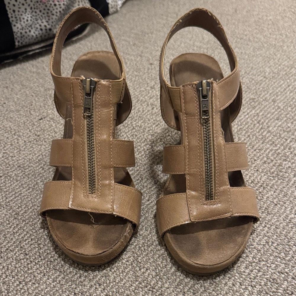 Zipper Wedges